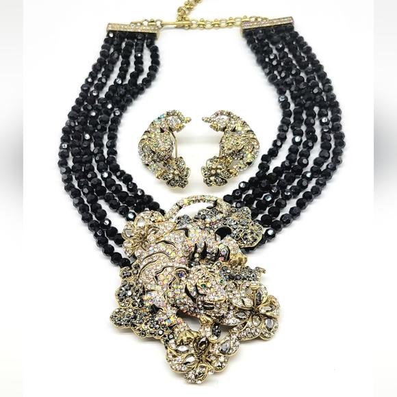Heidi Daus Year of the Tiger Aurora Borealis Swarovski Crystal Tiger Jewelry Set - Picture 5 of 14